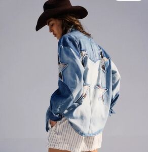 We The Free To The Stars Denim Top sz small nwts
